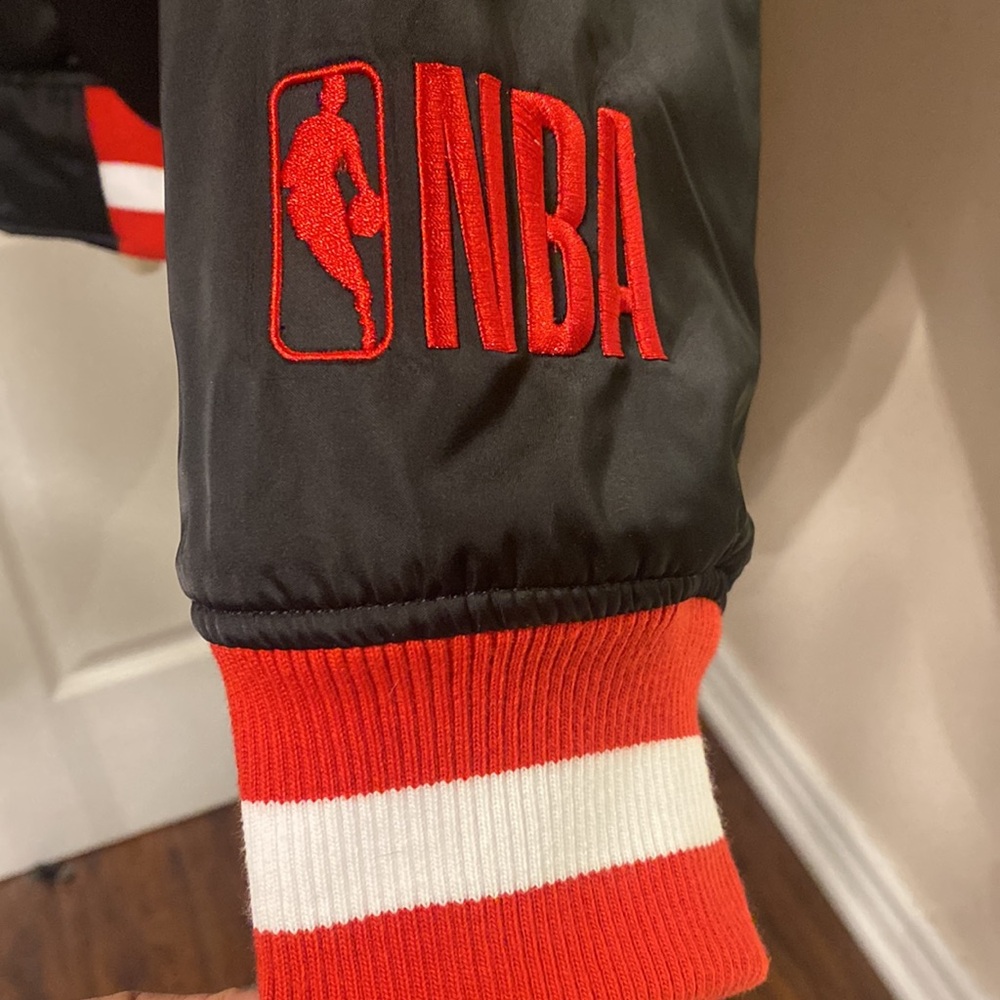 NBA Black and Red Jacket - Picture 9 of 12